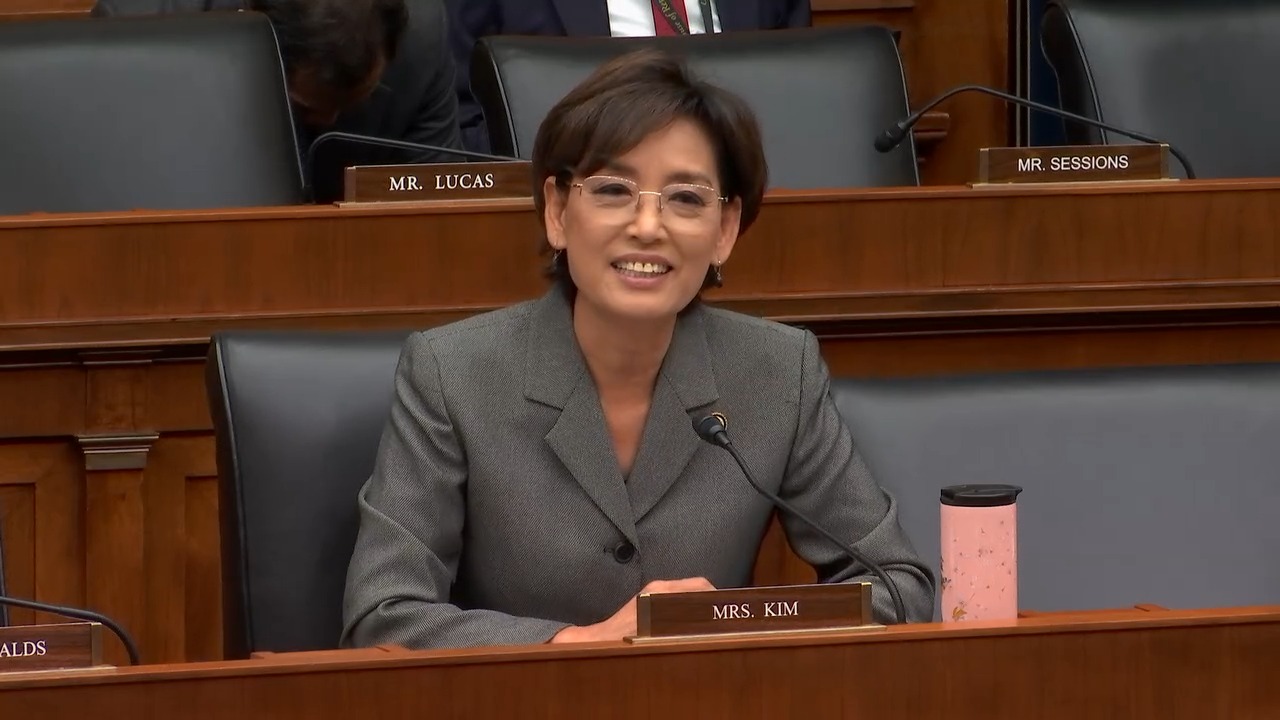 Rep. Young Kim Questions Treasury Secretary Bessent on TRUMP Accounts and Financial Literacy