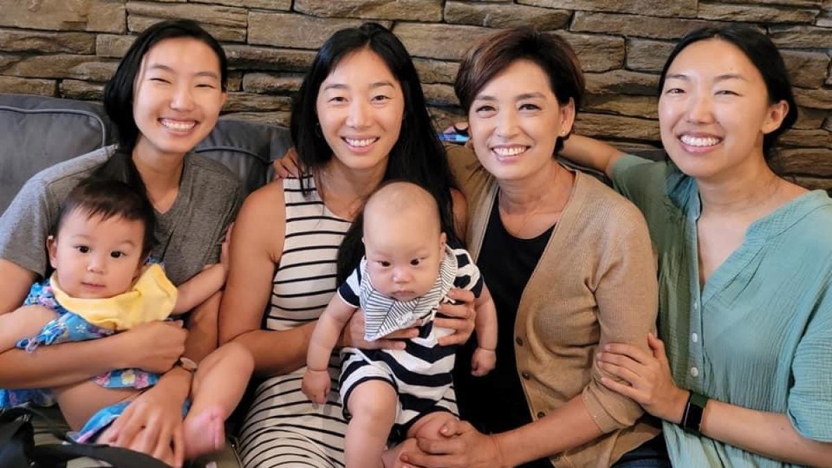 Rep. Young Kim and daughters